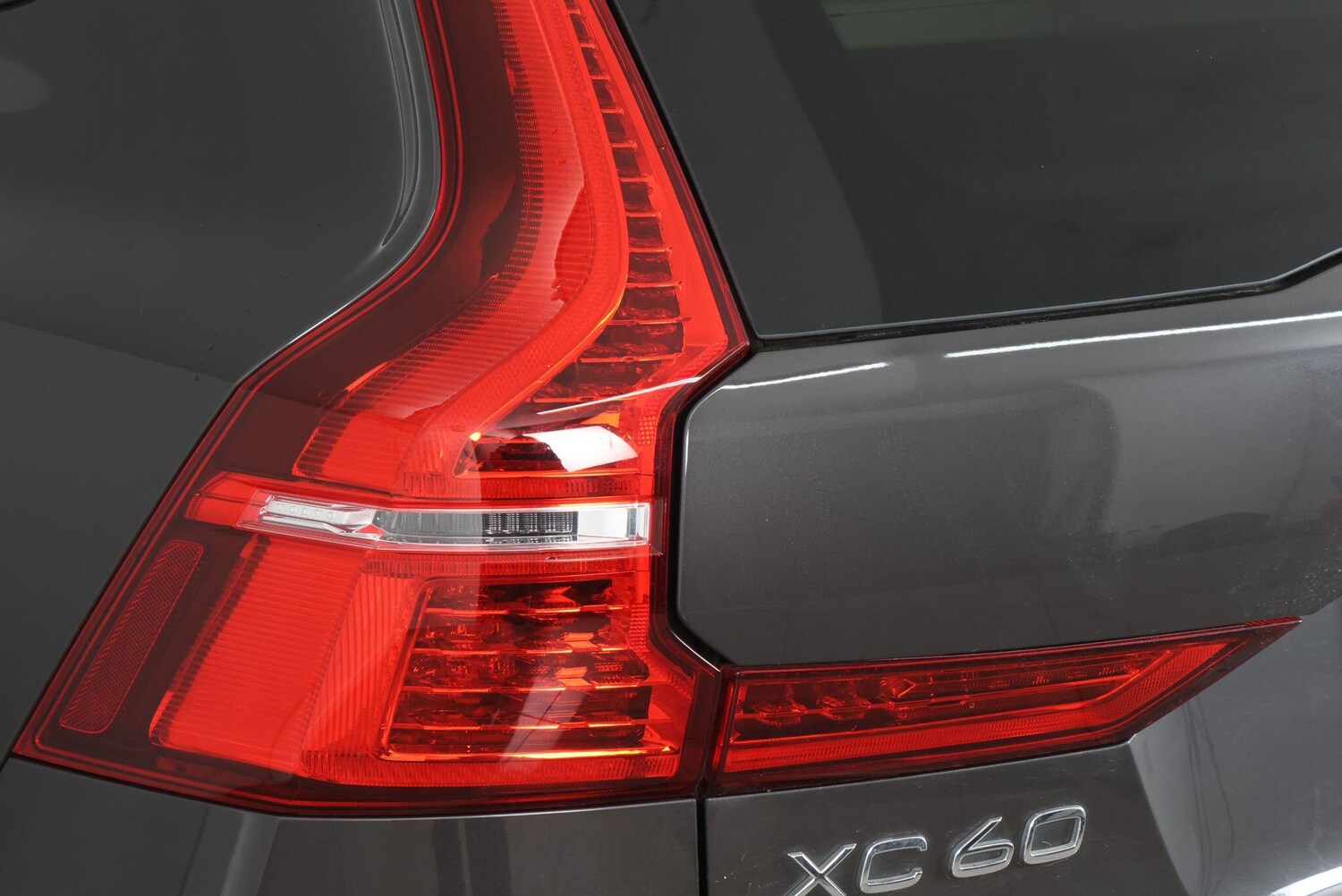Used Volvo XC60 2023 for sale - 77705054: Photo 81