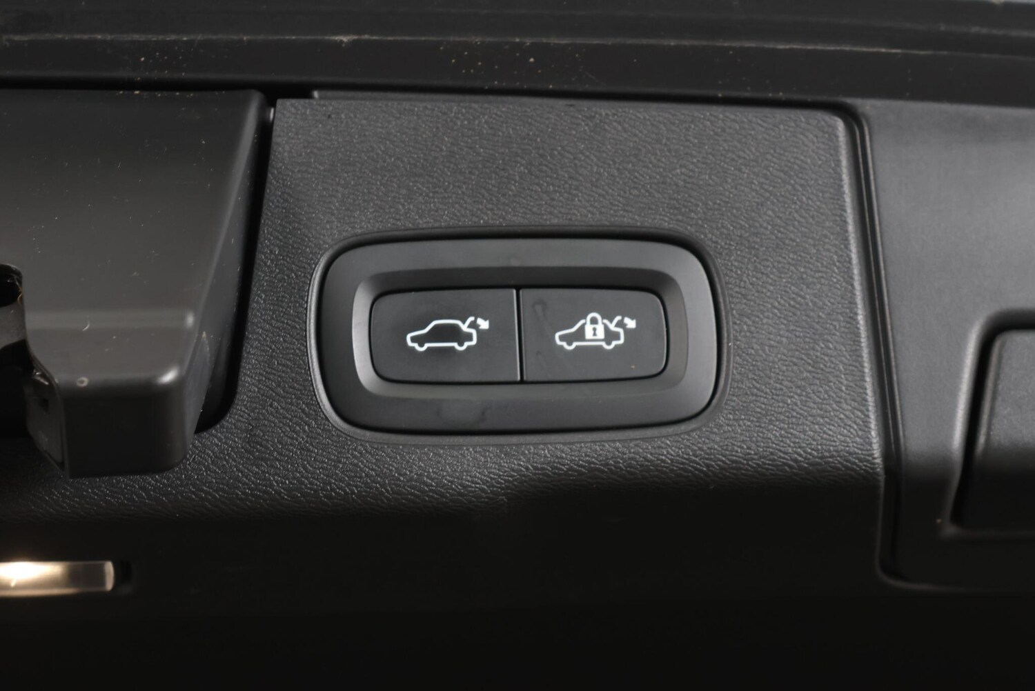 Used Volvo XC60 2023 for sale - 77705054: Photo 84