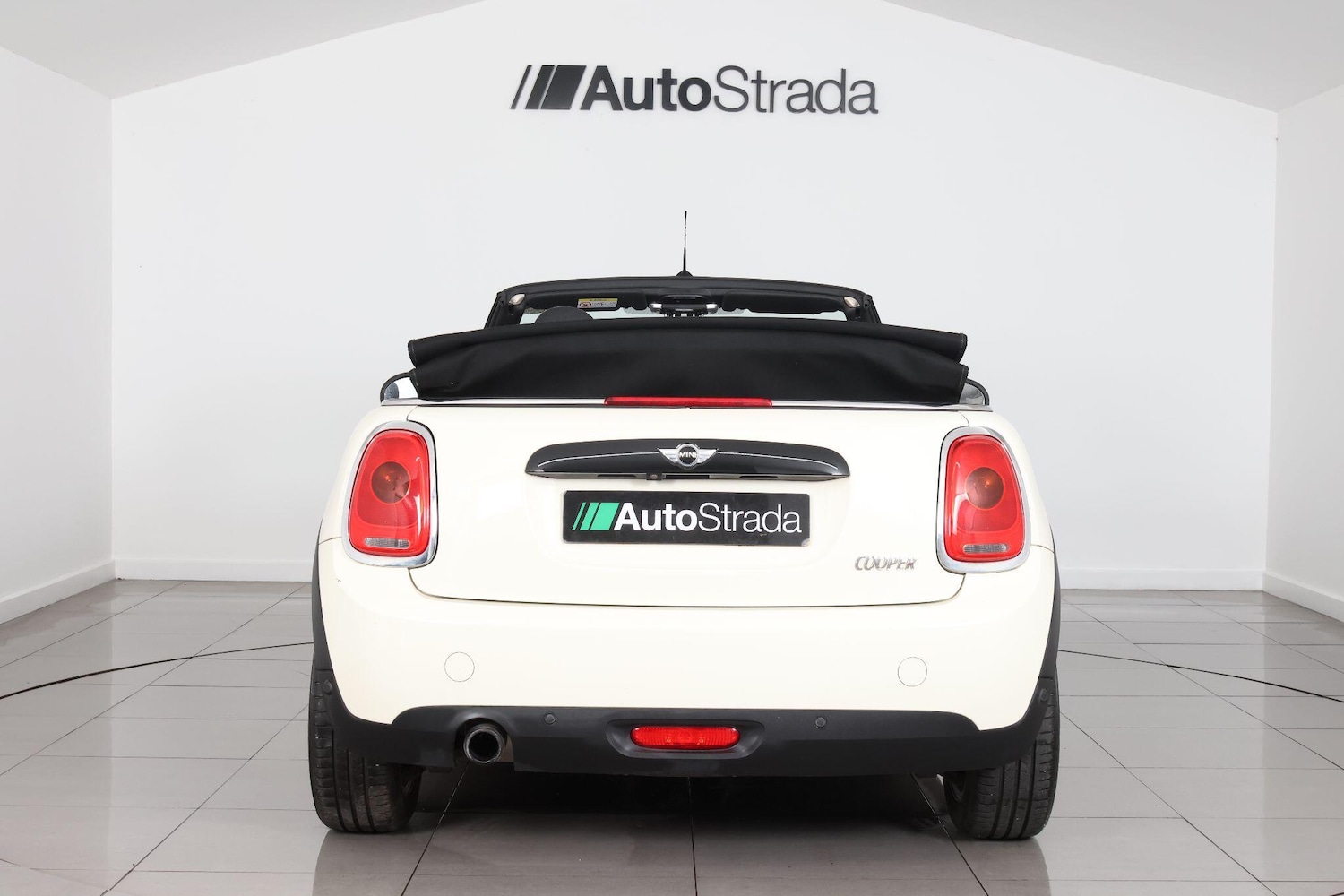 Used MINI Convertible 2017 for sale - 77109127: Photo 12