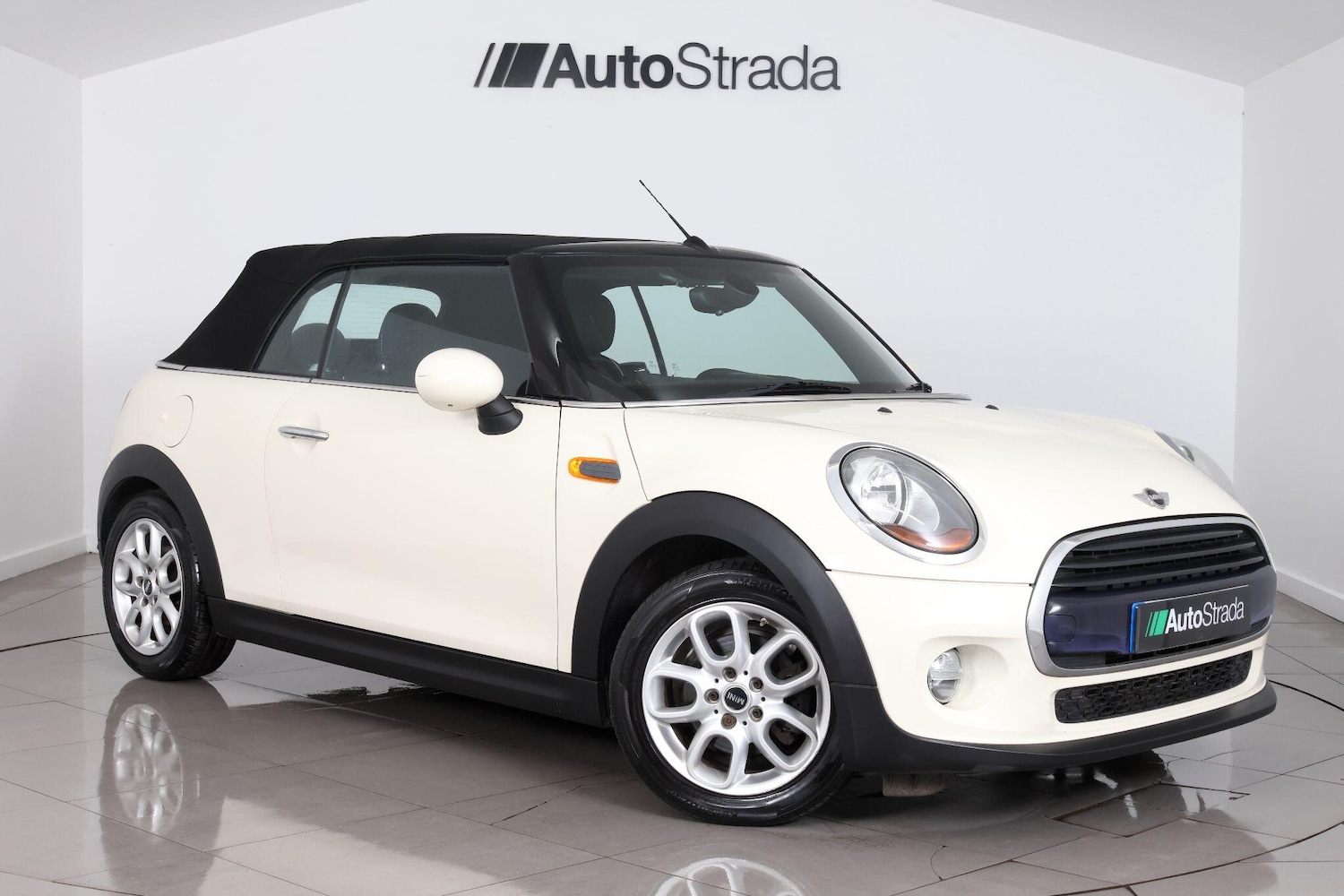 Used MINI Convertible 2017 for sale - 77109127: Photo 14