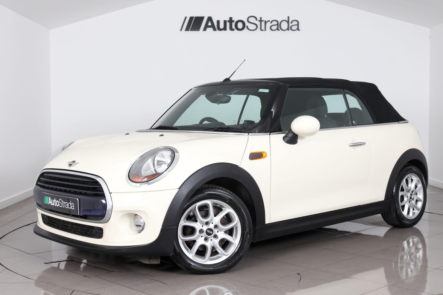 Used MINI Convertible 2017 for sale - 77109127: Photo 15