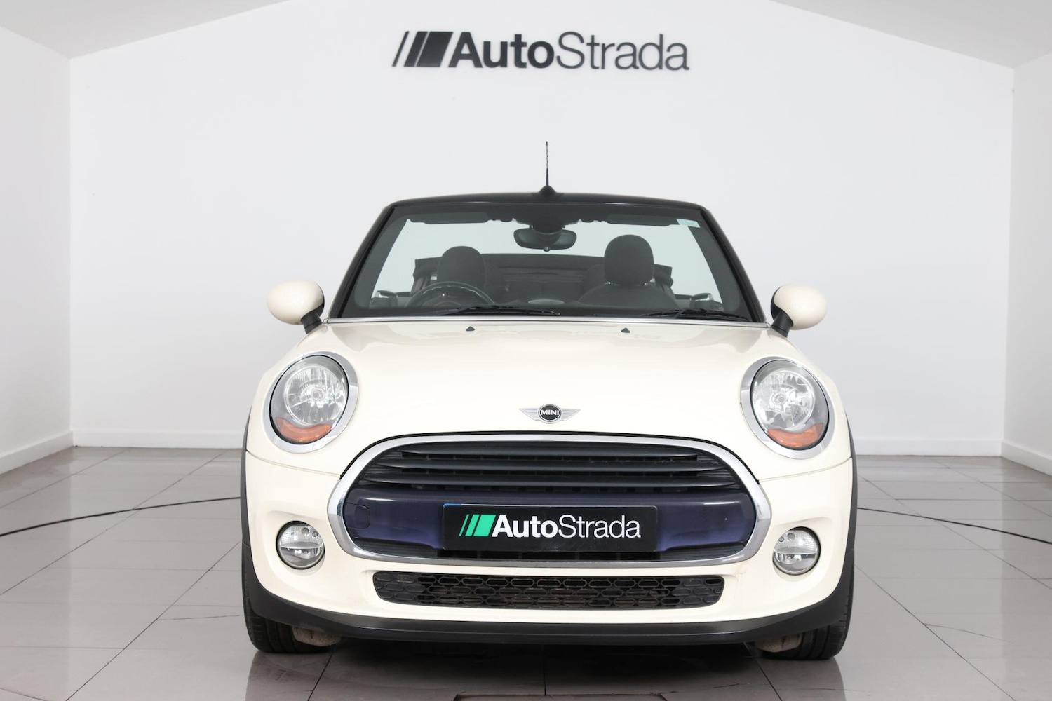 Used MINI Convertible 2017 for sale - 77109127: Photo 9