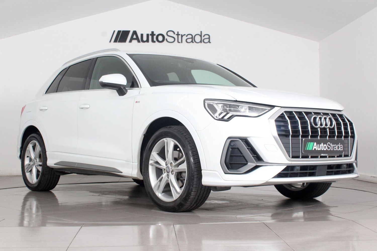 Used Audi Q3 2020 for sale - 76989607: Photo 15