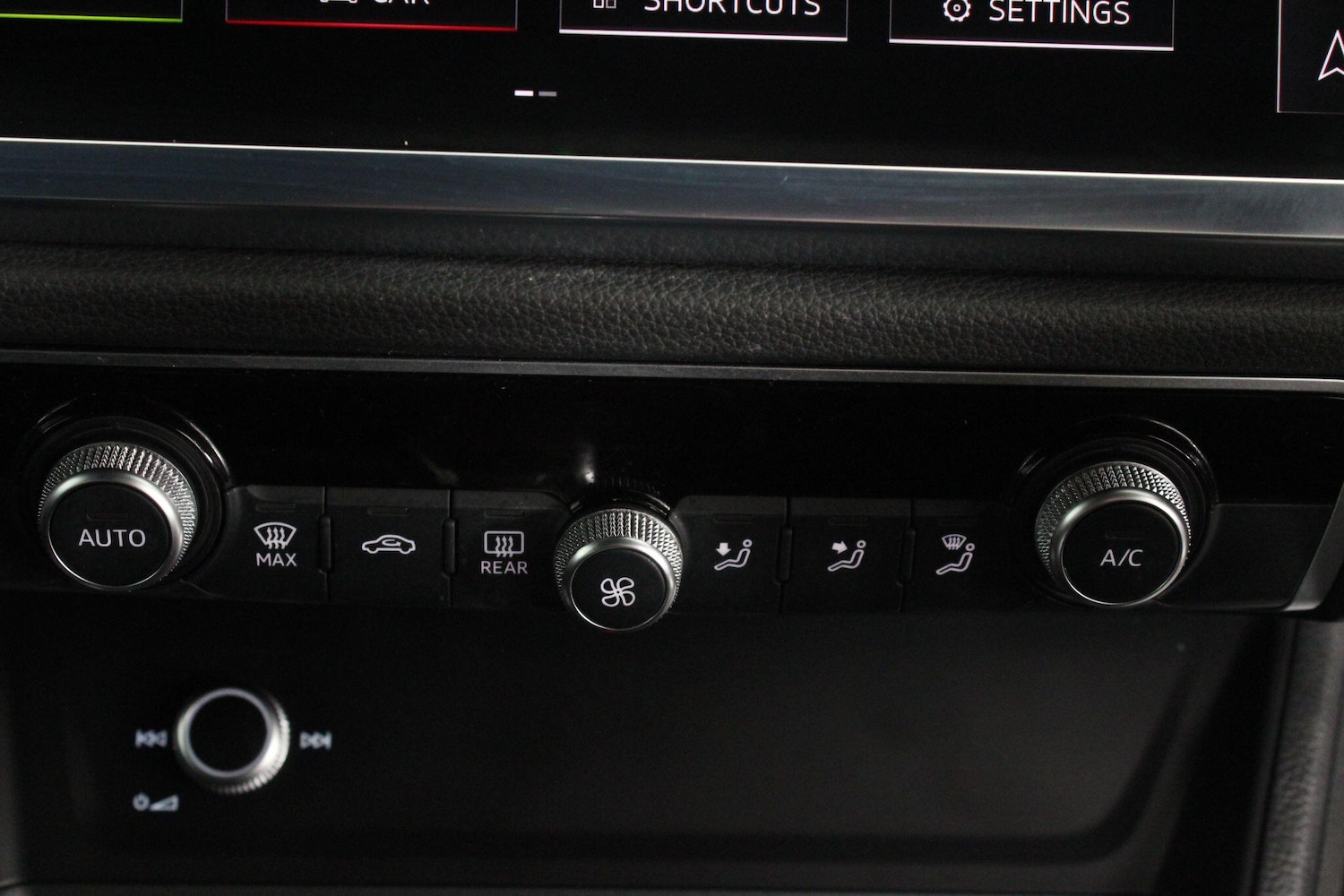 Used Audi Q3 2020 for sale - 76989607: Photo 39