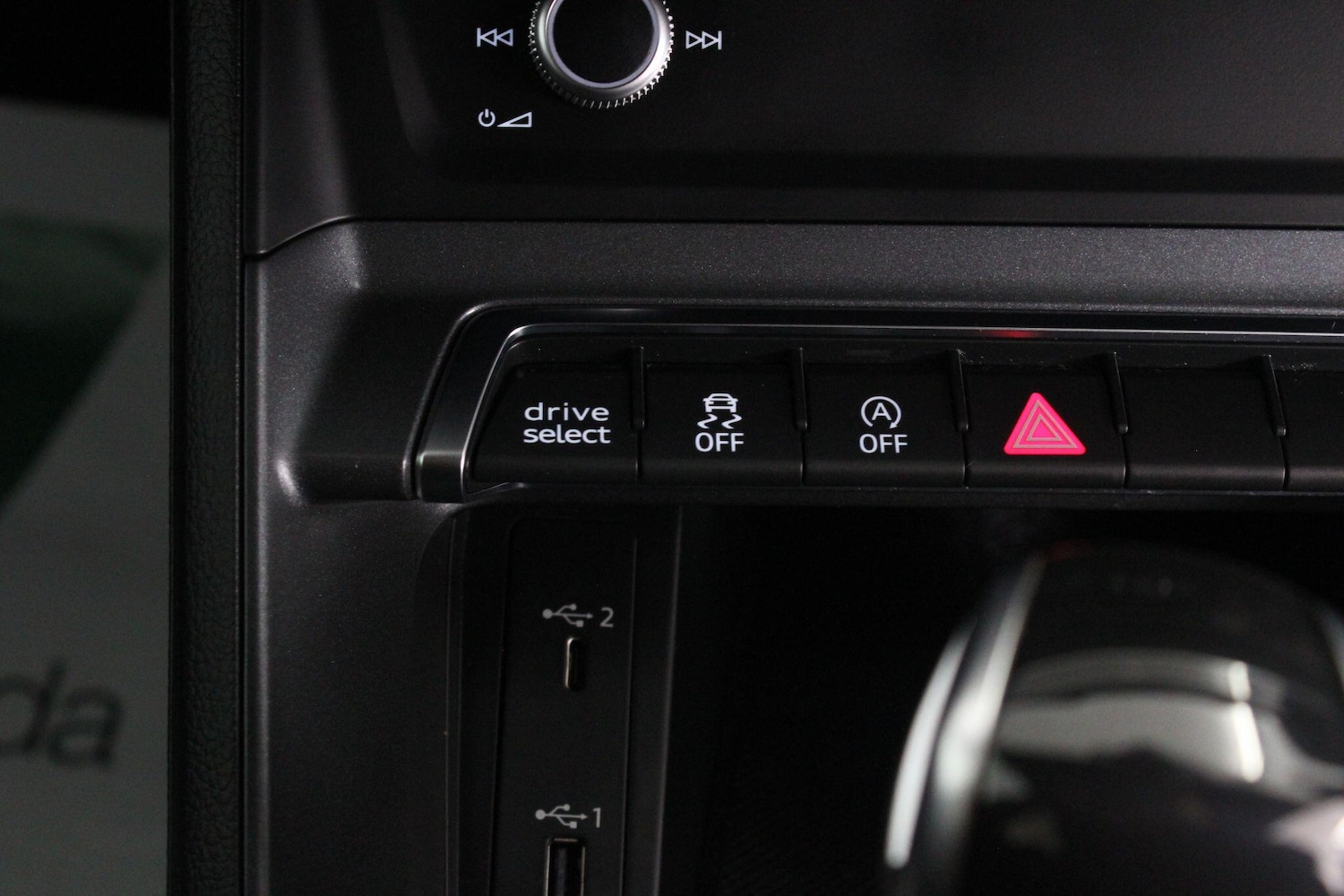 Used Audi Q3 2020 for sale - 76989607: Photo 44