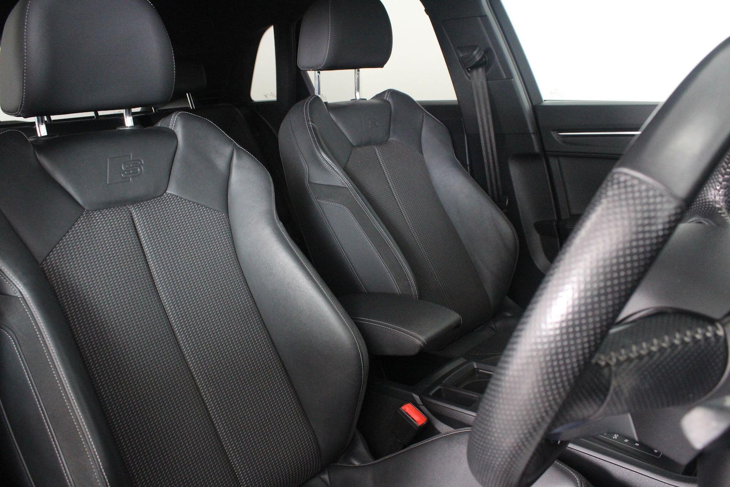 Used Audi Q3 2020 for sale - 76989607: Photo 54