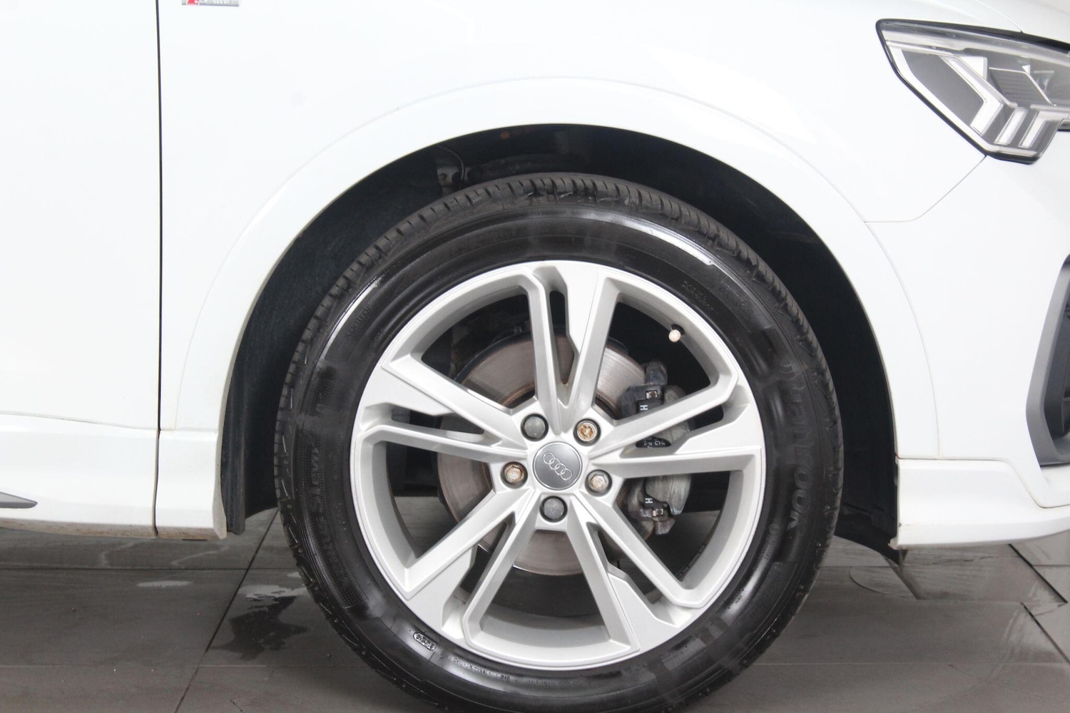 Used Audi Q3 2020 for sale - 76989607: Photo 73