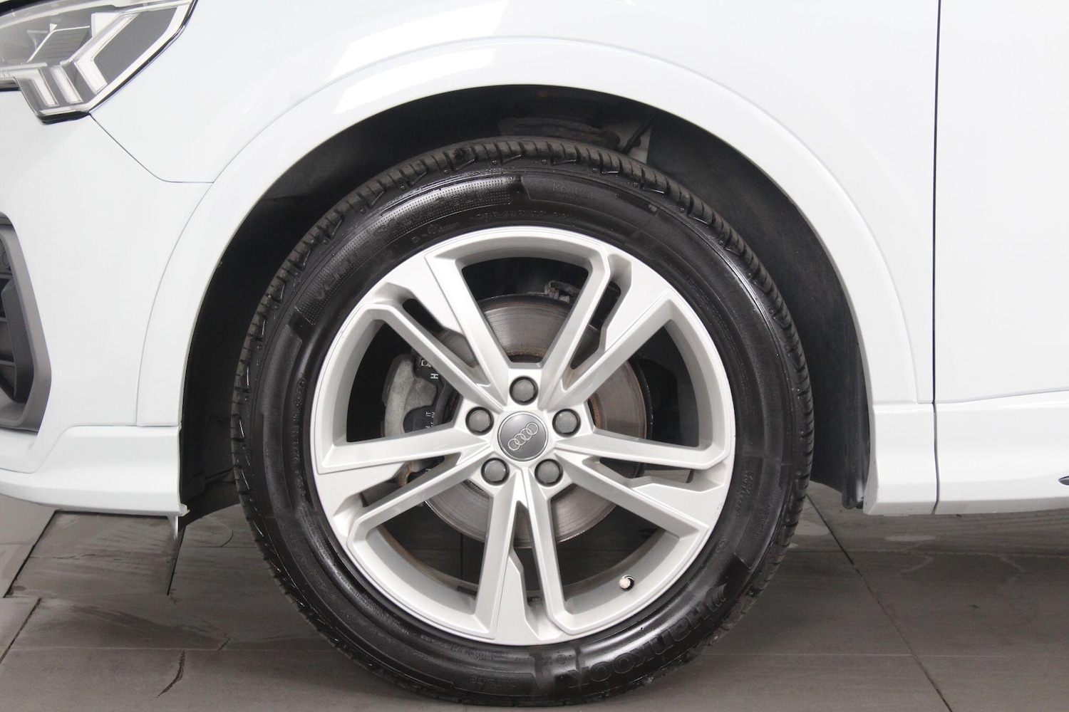 Used Audi Q3 2020 for sale - 76989607: Photo 75