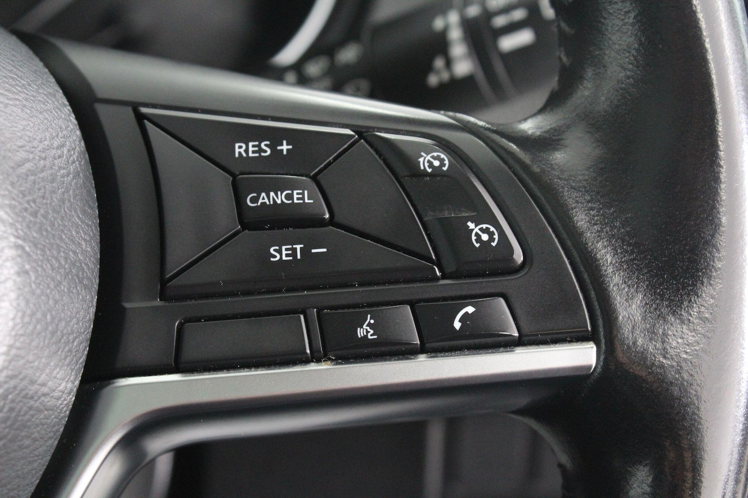 Used Nissan Qashqai for sale - 76996300: Photo 29