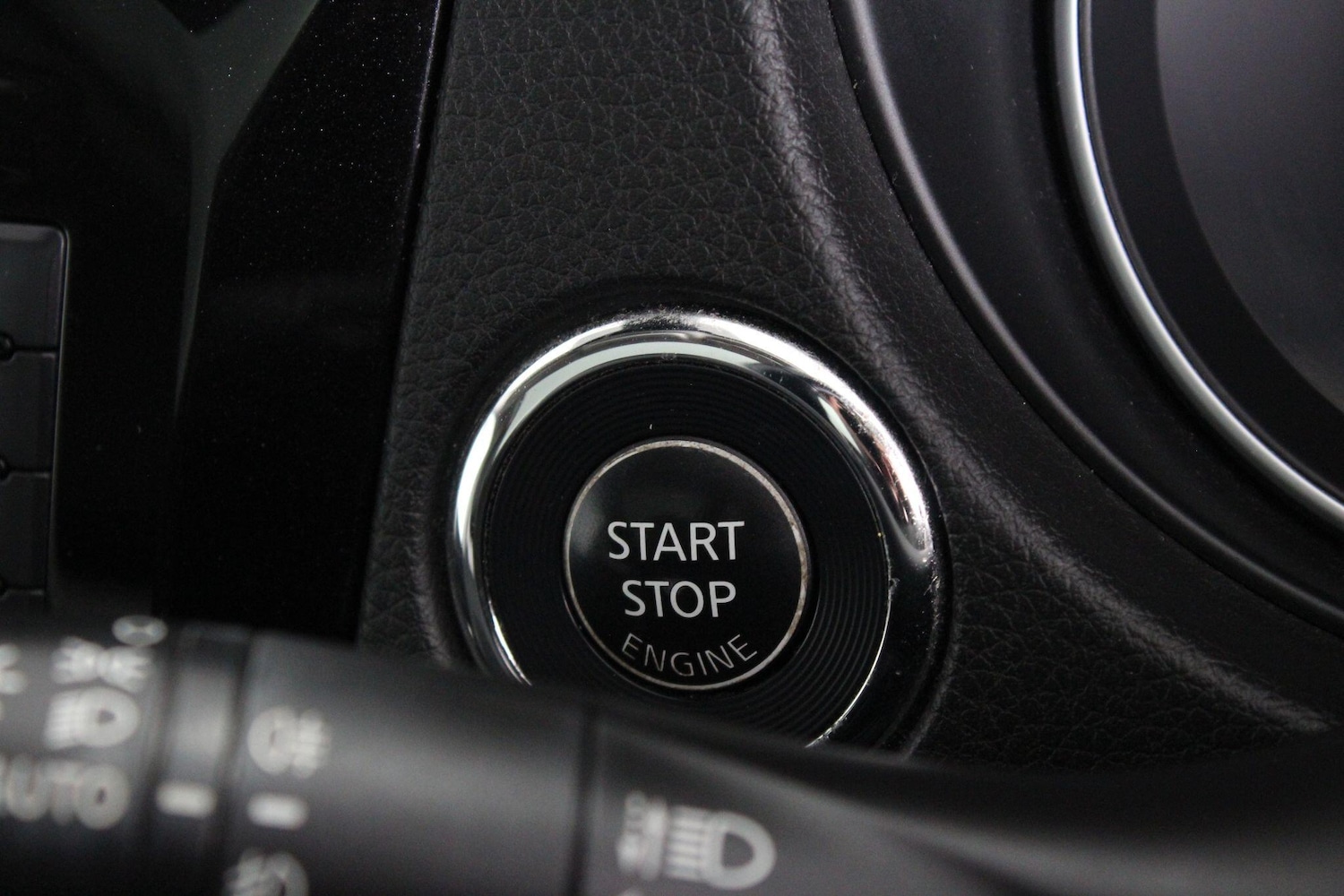 Used Nissan Qashqai for sale - 76996300: Photo 32