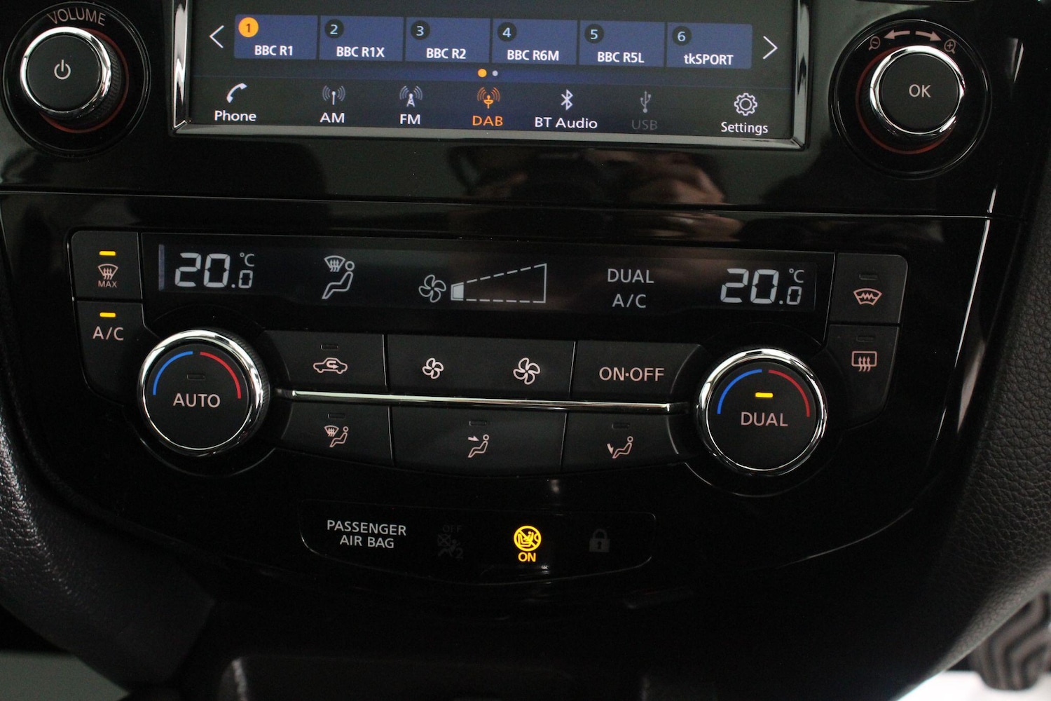 Used Nissan Qashqai for sale - 76996300: Photo 35