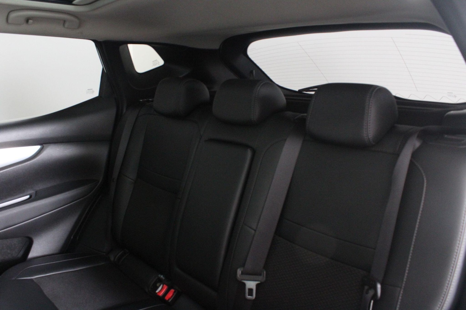 Used Nissan Qashqai for sale - 76996300: Photo 41