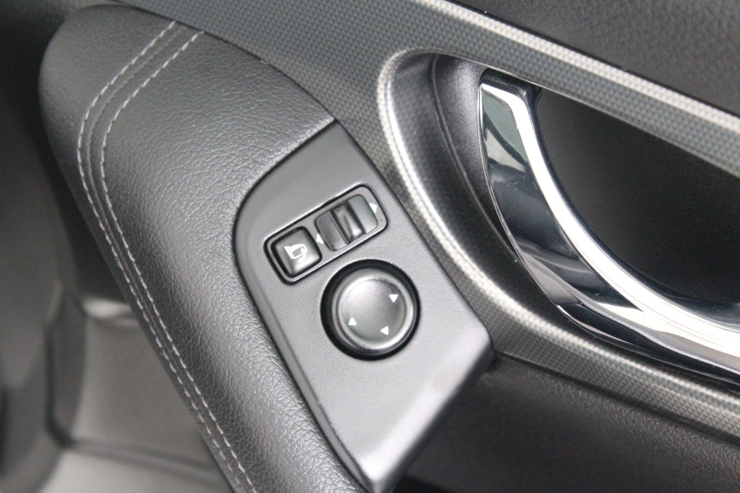 Used Nissan Qashqai for sale - 76996300: Photo 47