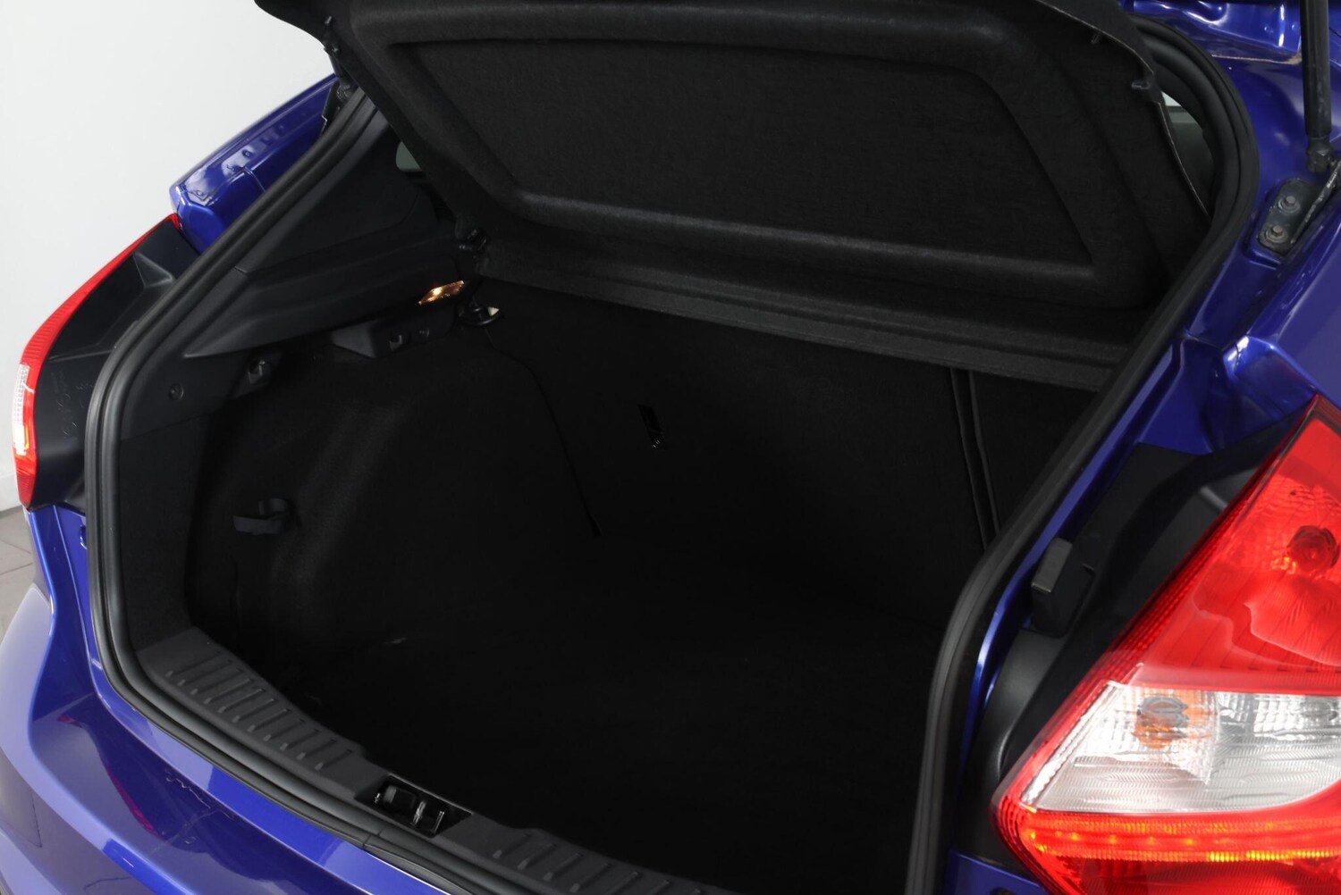 Used Ford Focus 2013 for sale - 77838692: Photo 69