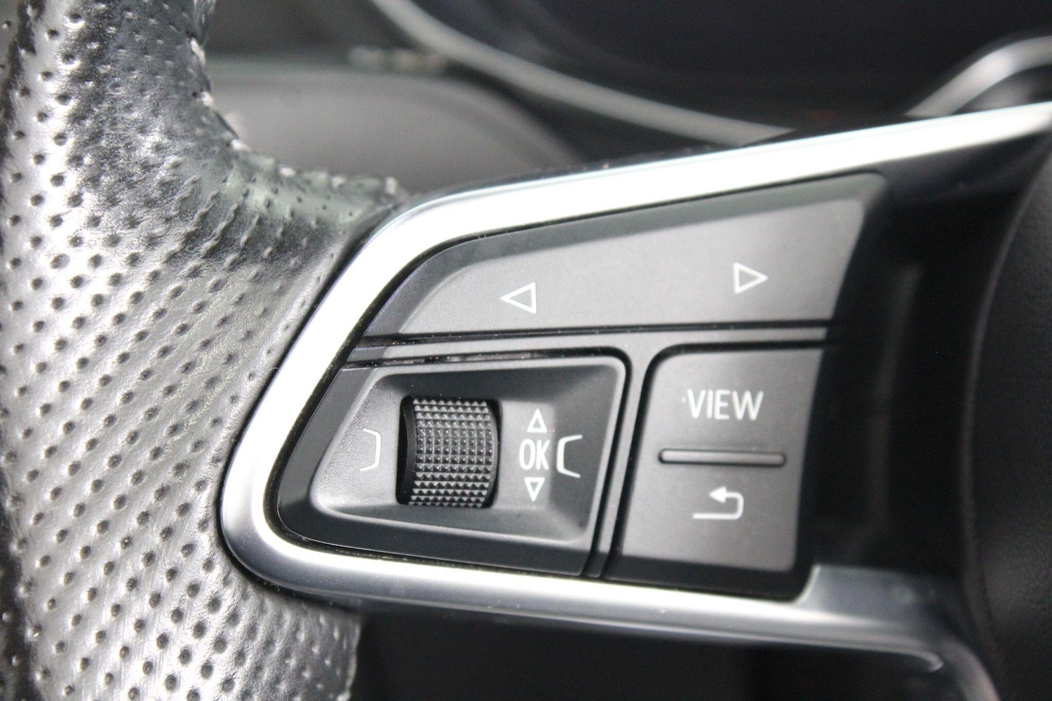 Used Audi TT 2015 for sale - 76991052: Photo 34