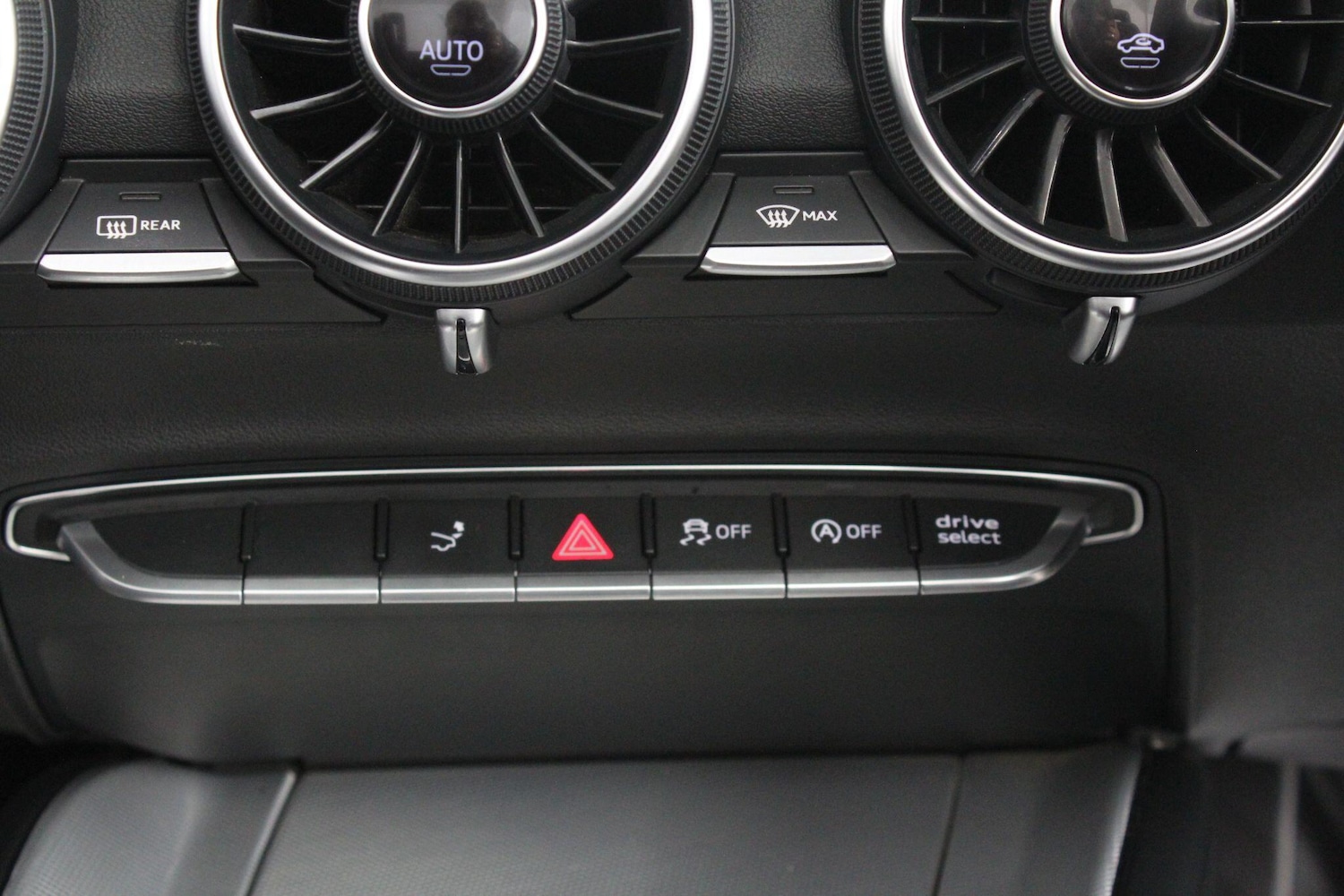 Used Audi TT 2015 for sale - 76991052: Photo 47