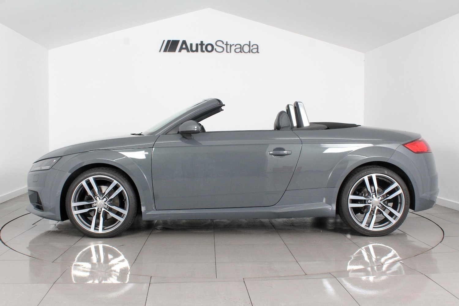 Used Audi TT 2015 for sale - 76991052: Photo 9