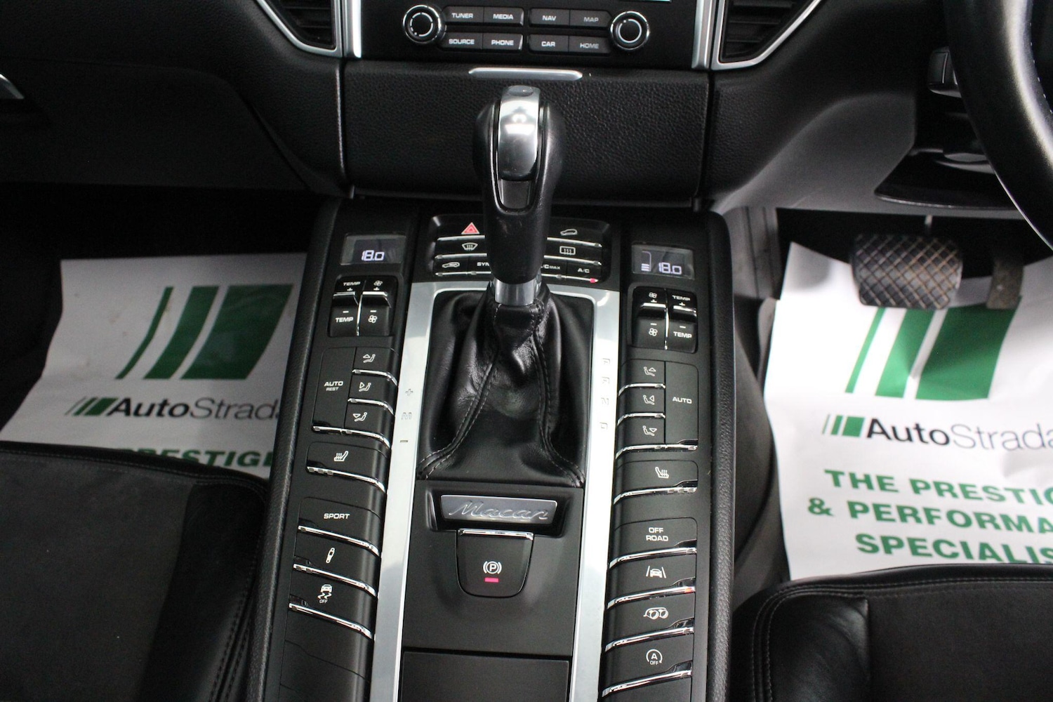 Used Porsche Macan for sale - 76994839: Photo 41