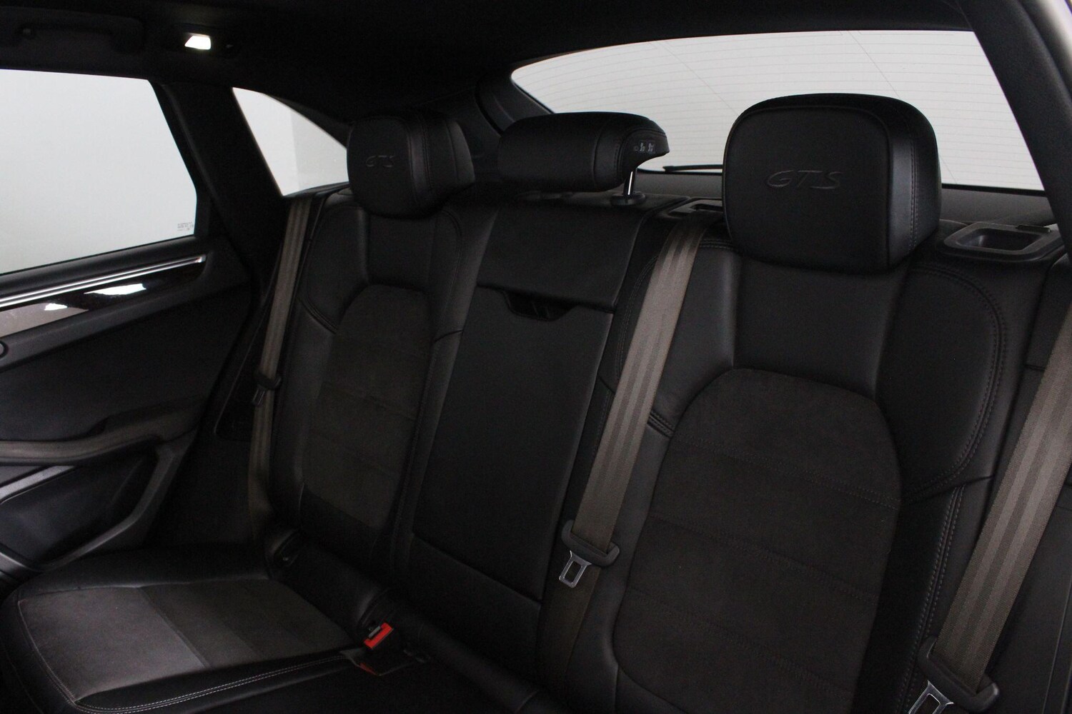 Used Porsche Macan for sale - 76994839: Photo 59