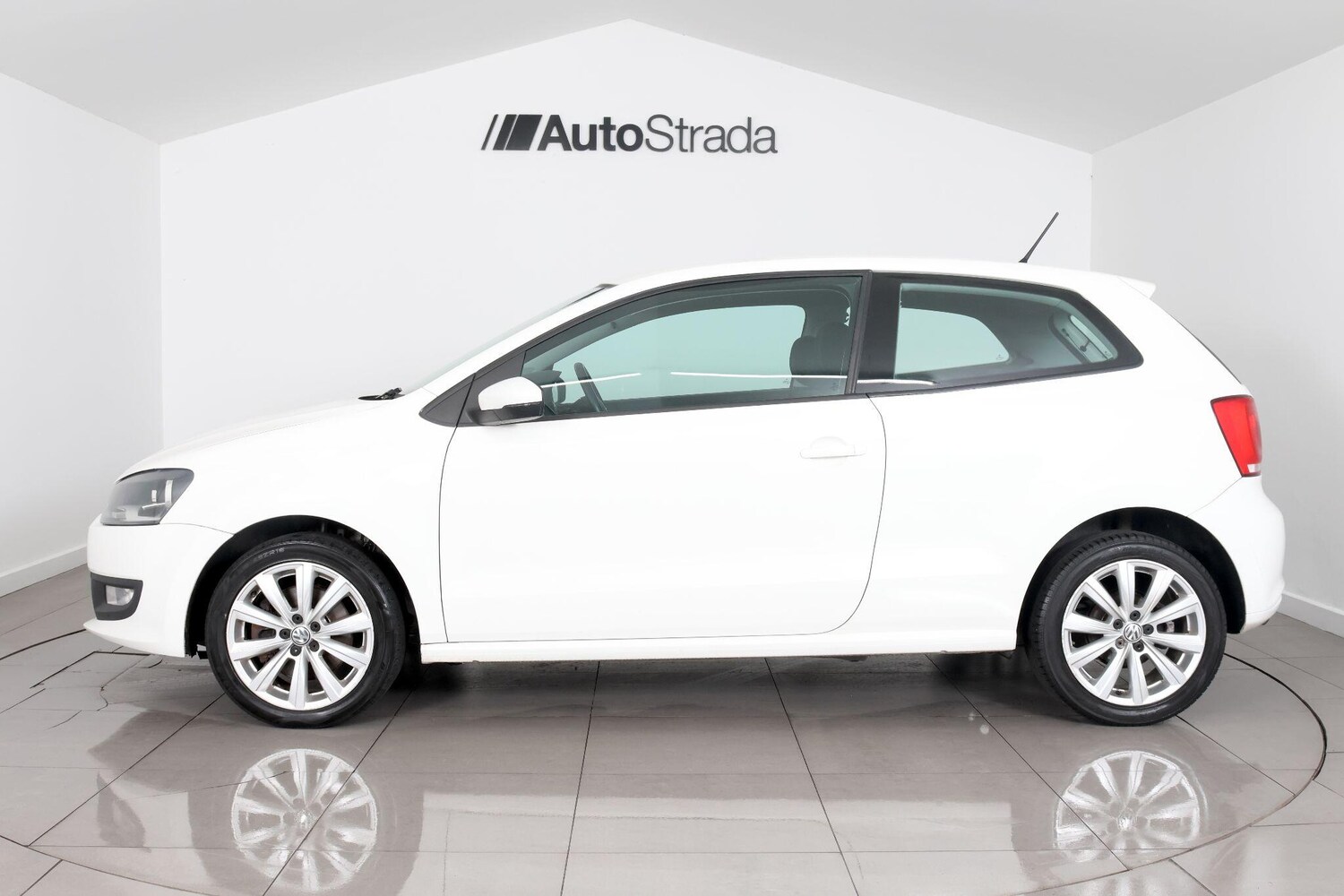 Used Volkswagen Polo for sale - 76993587: Photo 9