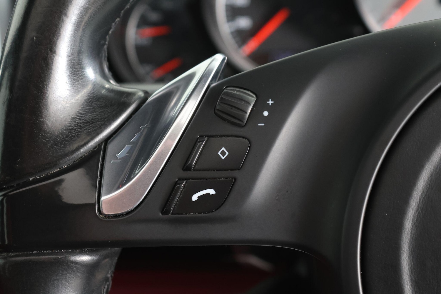 Used Porsche Cayenne 2014 for sale - 77016200: Photo 21