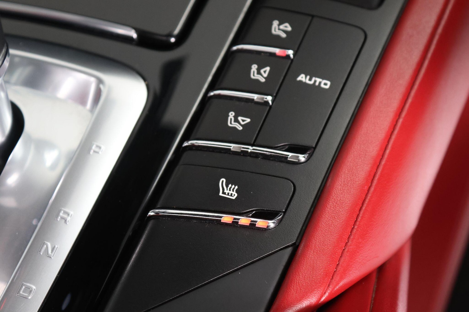 Used Porsche Cayenne 2014 for sale - 77016200: Photo 29