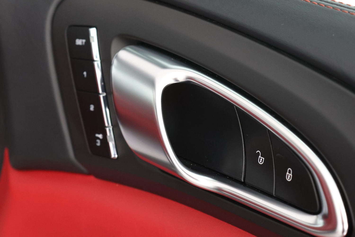 Used Porsche Cayenne 2014 for sale - 77016200: Photo 34