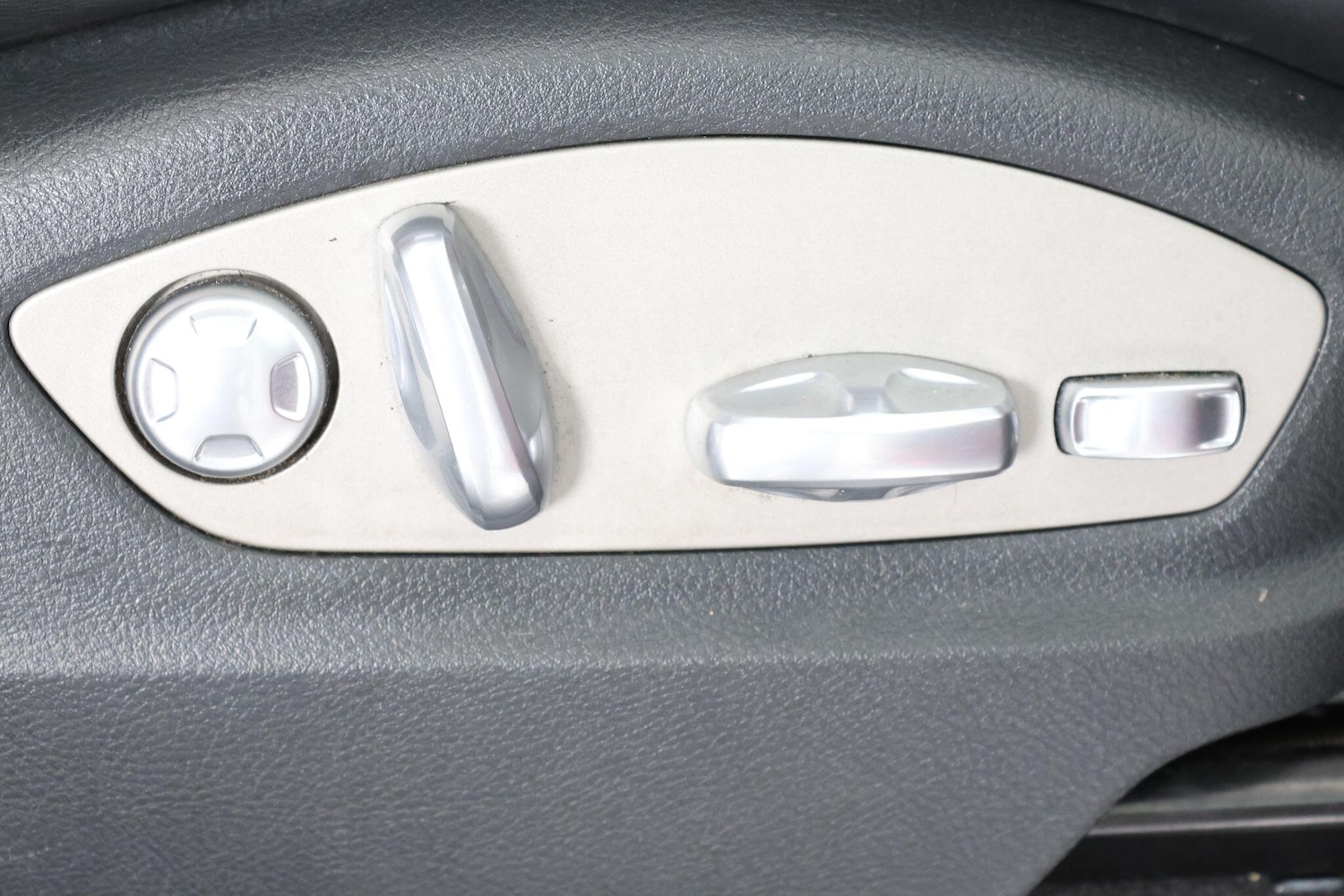 Used Porsche Cayenne 2014 for sale - 77016200: Photo 35