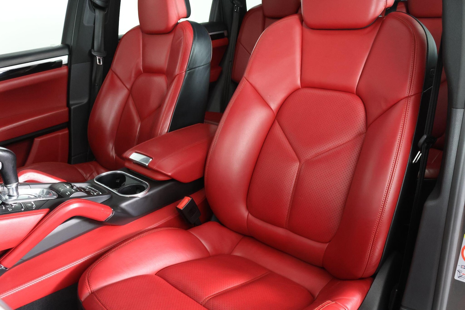 Used Porsche Cayenne 2014 for sale - 77016200: Photo 47