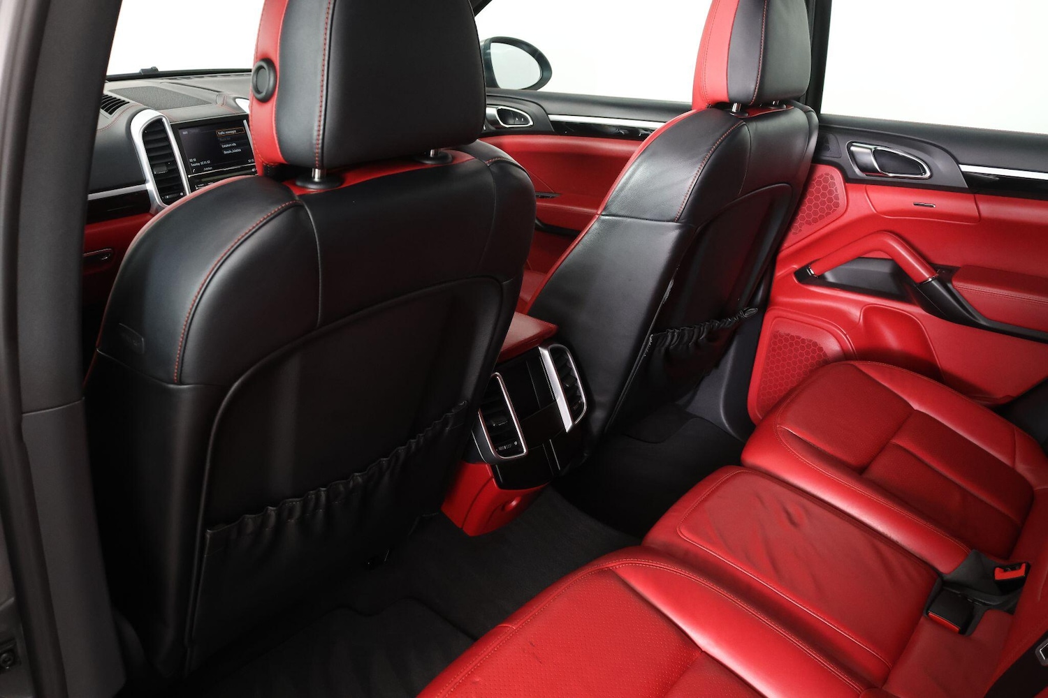 Used Porsche Cayenne 2014 for sale - 77016200: Photo 49