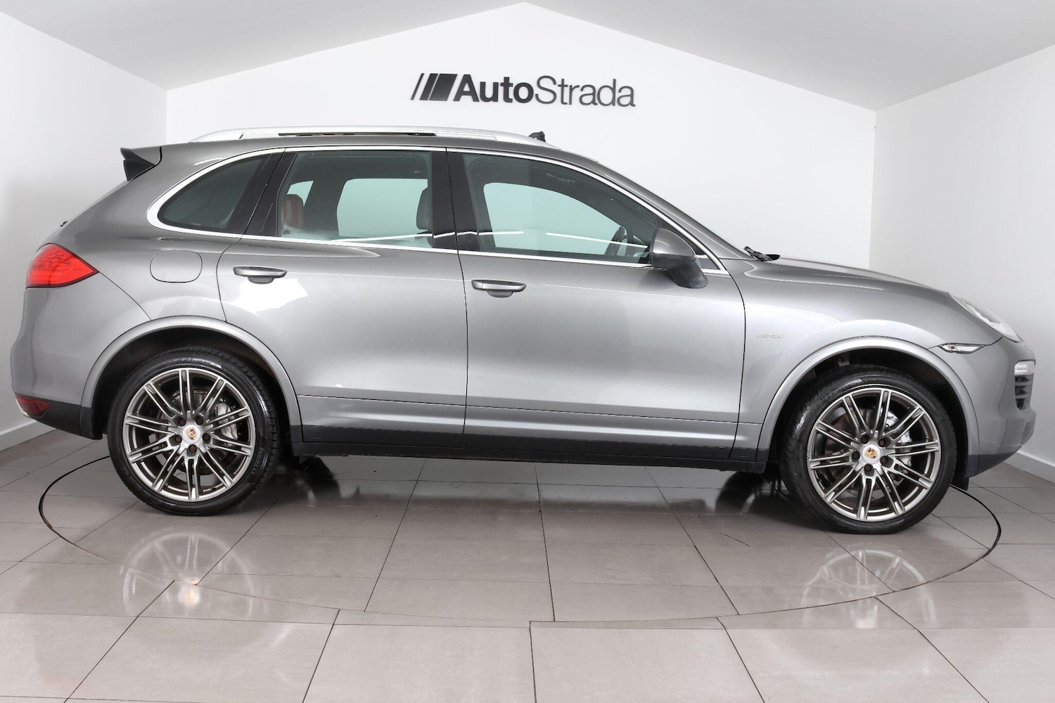 Used Porsche Cayenne 2014 for sale - 77016200: Photo 6