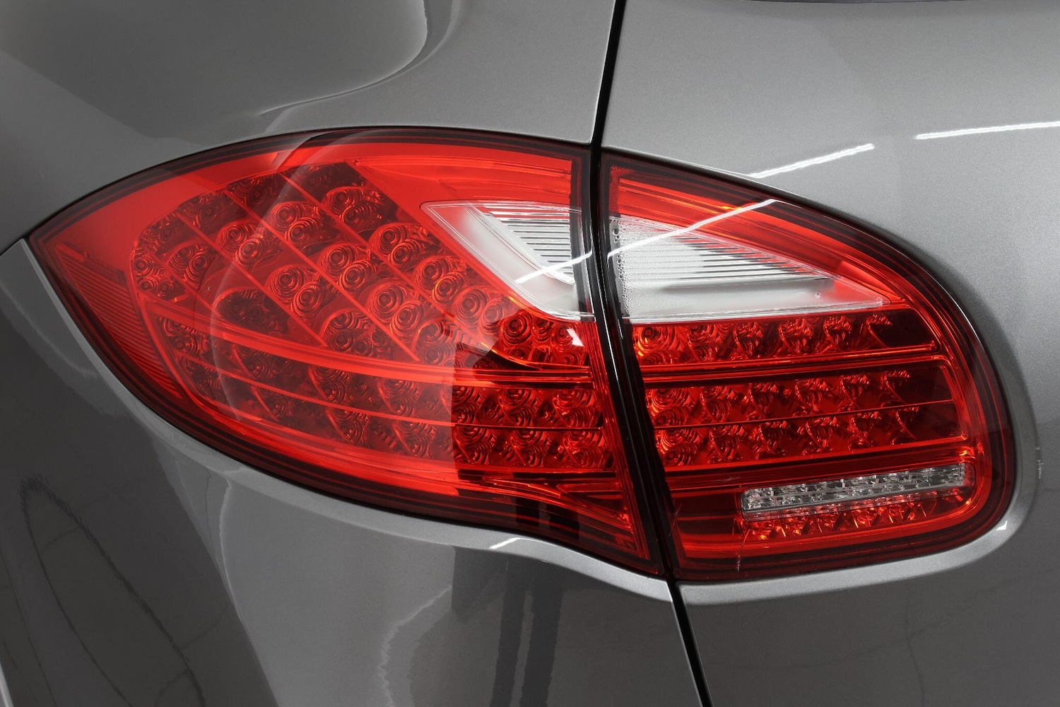 Used Porsche Cayenne 2014 for sale - 77016200: Photo 61