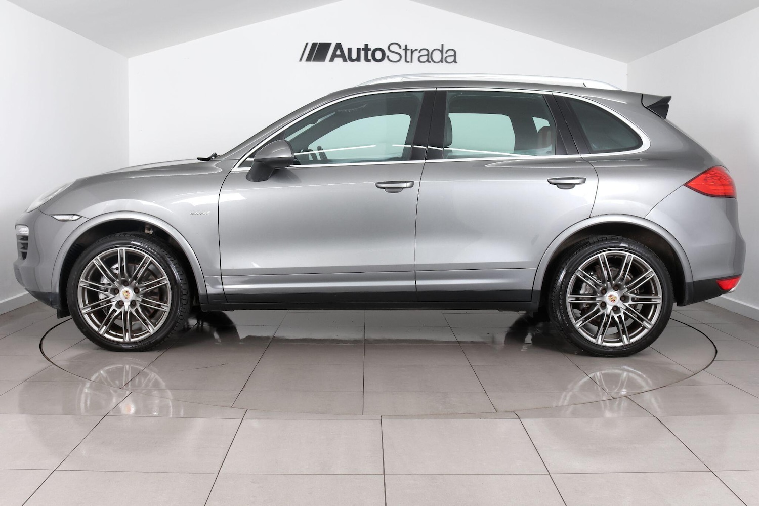 Used Porsche Cayenne 2014 for sale - 77016200: Photo 7