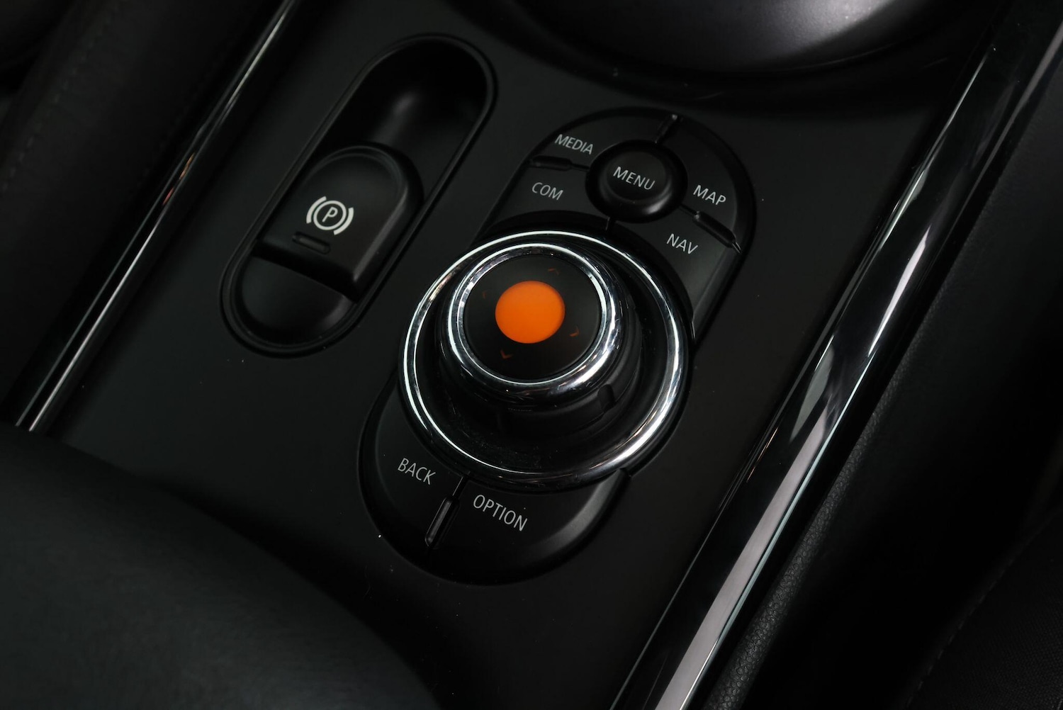 Used MINI Clubman 2018 for sale - 77646940: Photo 30