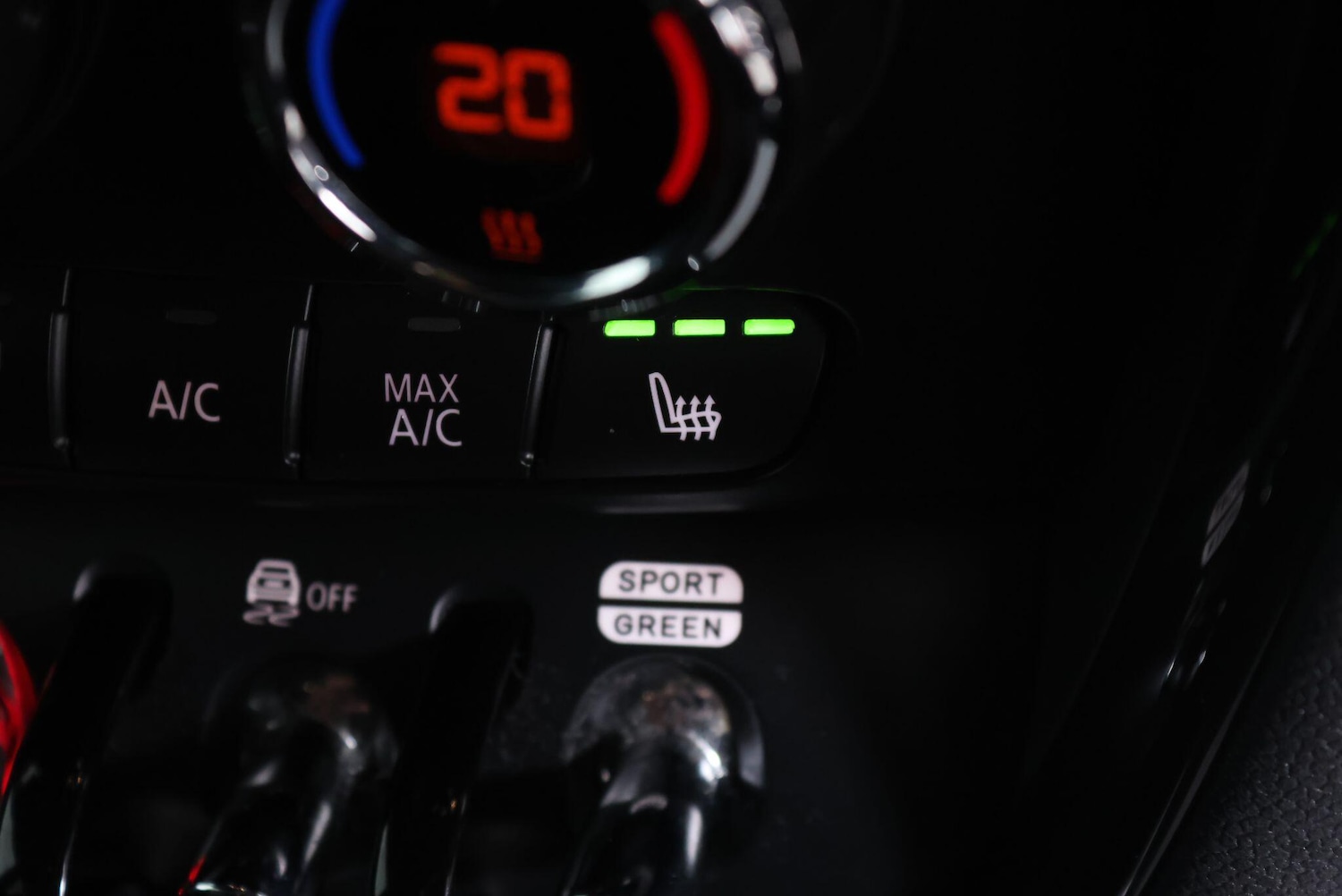 Used MINI Clubman 2018 for sale - 77646940: Photo 32