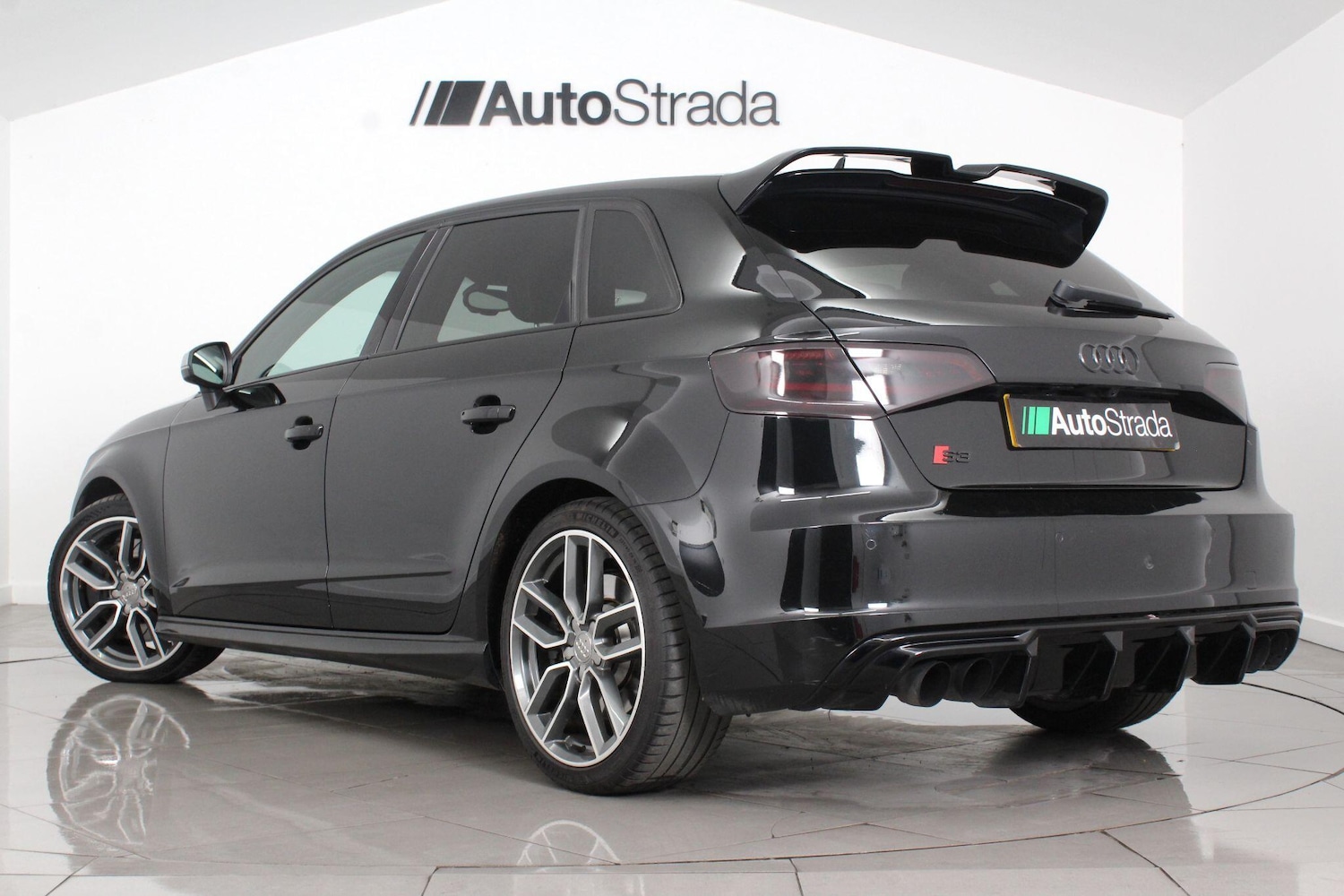 Used Audi S3 for sale - 76995194: Photo 10