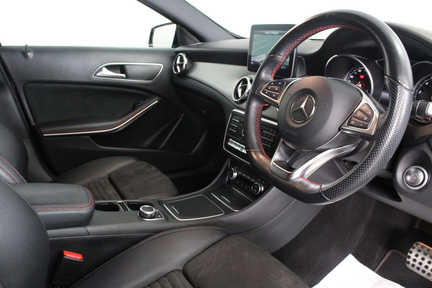 Used Mercedes-Benz GLA for sale - 77174960: Photo 3