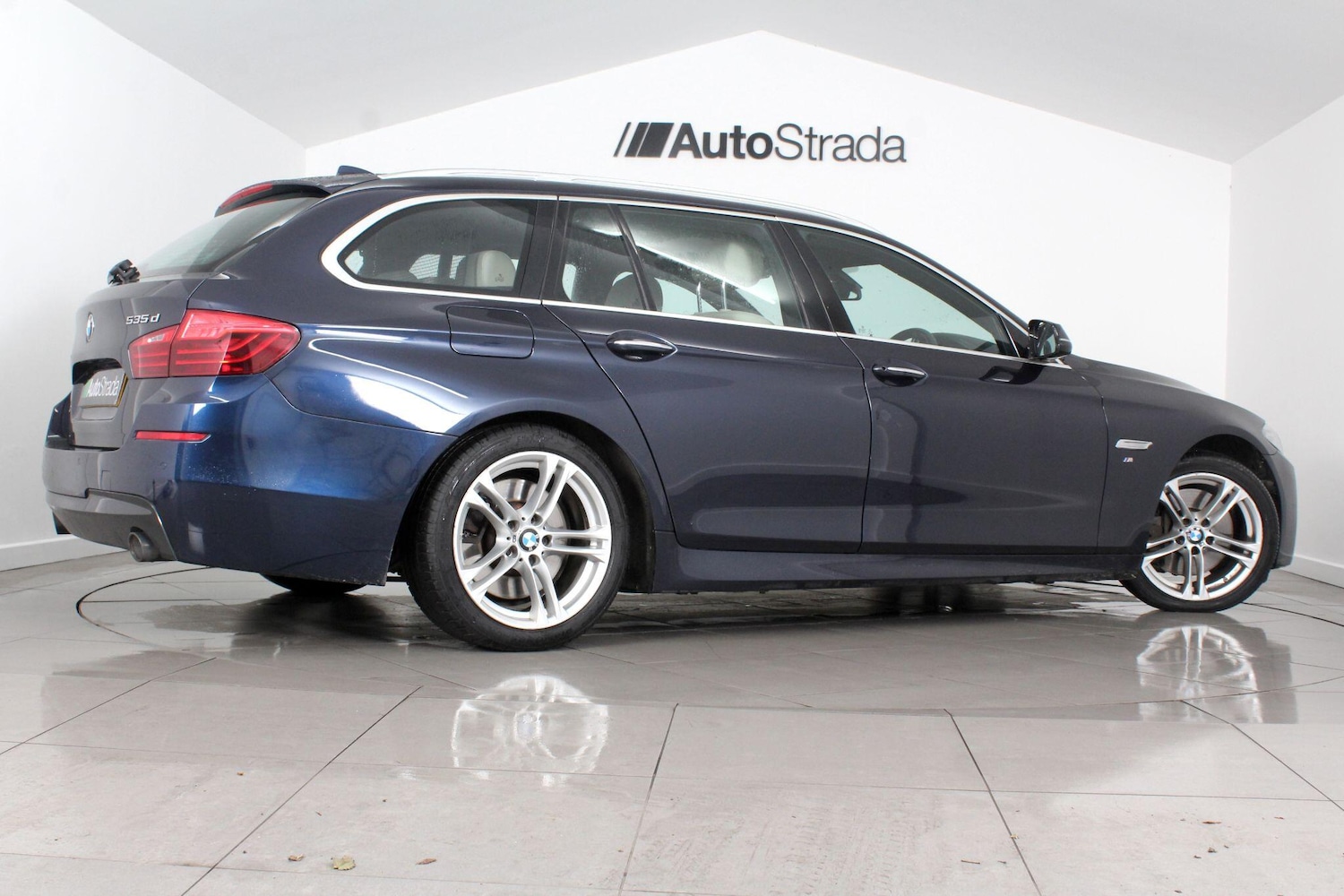Used BMW 5 Series 2015 for sale - 76990155: Photo 14