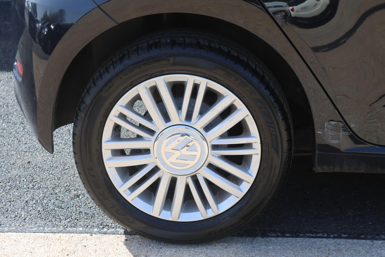 Used Volkswagen up! 2019 for sale - 78185700: Photo 39