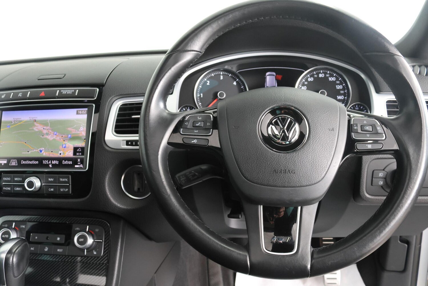 Used Volkswagen Touareg for sale - 77344825: Photo 24