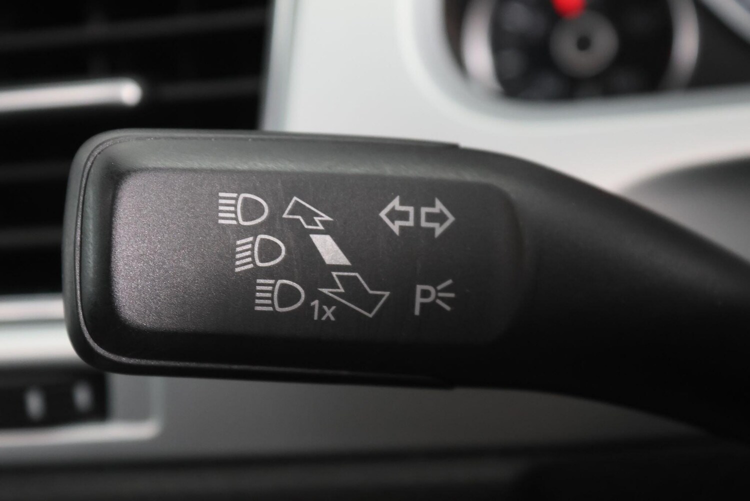 Used Volkswagen Touareg for sale - 77344825: Photo 25