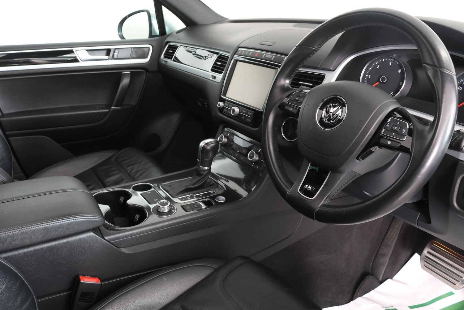 Used Volkswagen Touareg for sale - 77344825: Photo 3