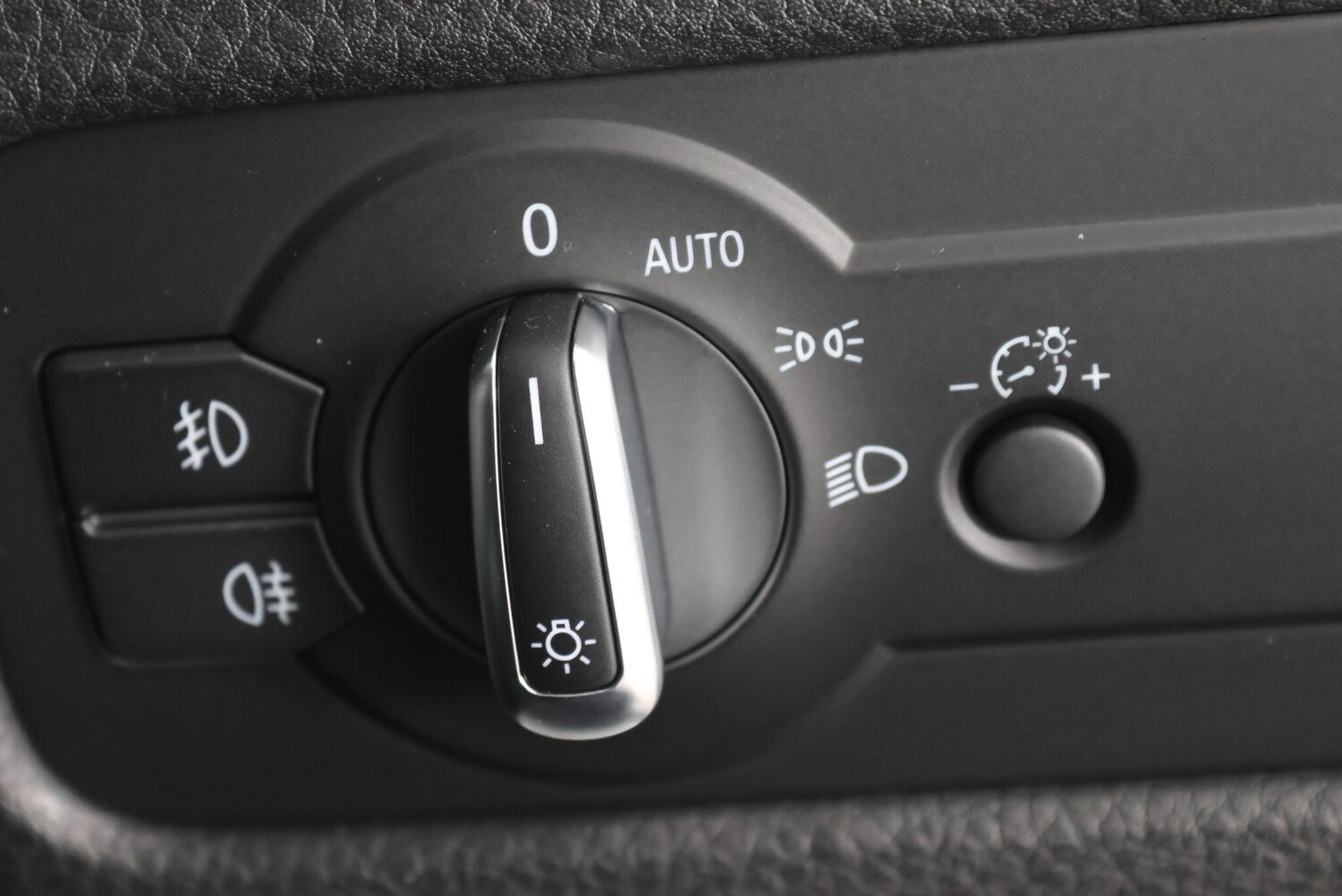 Used Volkswagen Touareg for sale - 77344825: Photo 56