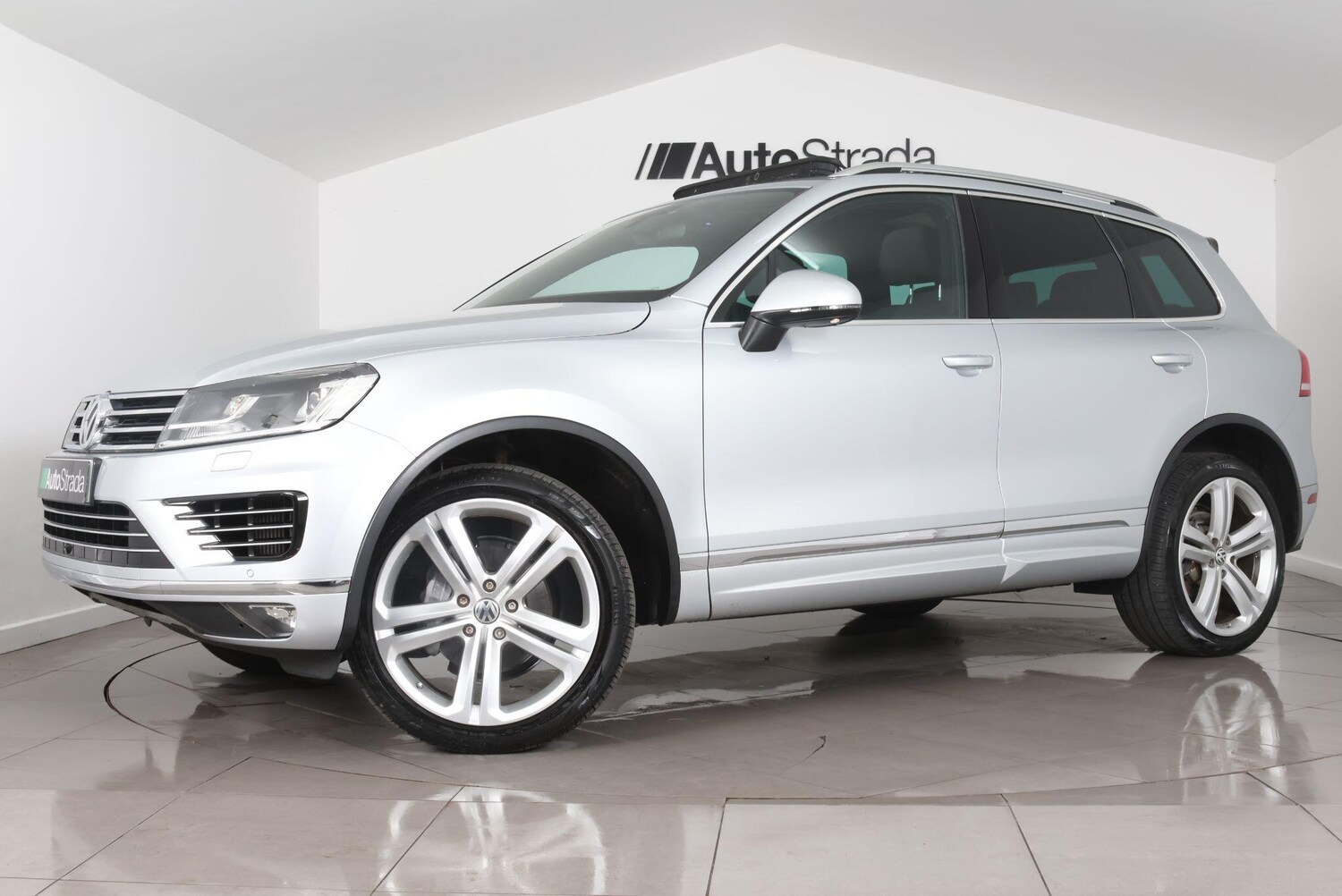 Used Volkswagen Touareg for sale - 77344825: Photo 6