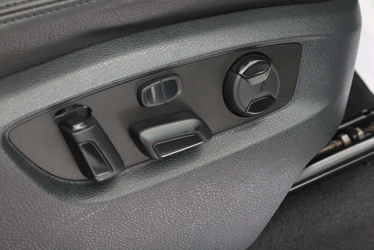 Used Volkswagen Touareg for sale - 77344825: Photo 60