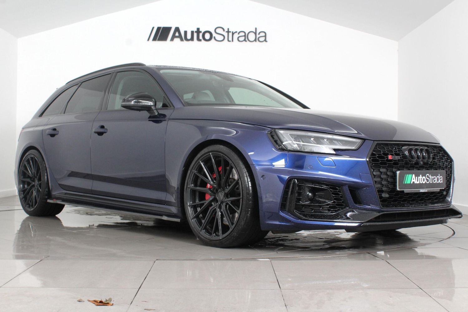 Used Audi RS4 2018 for sale - 76994368: Photo 15