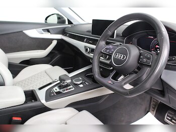 Used Audi RS4 Avant 2018 for sale - 76994368: Photo