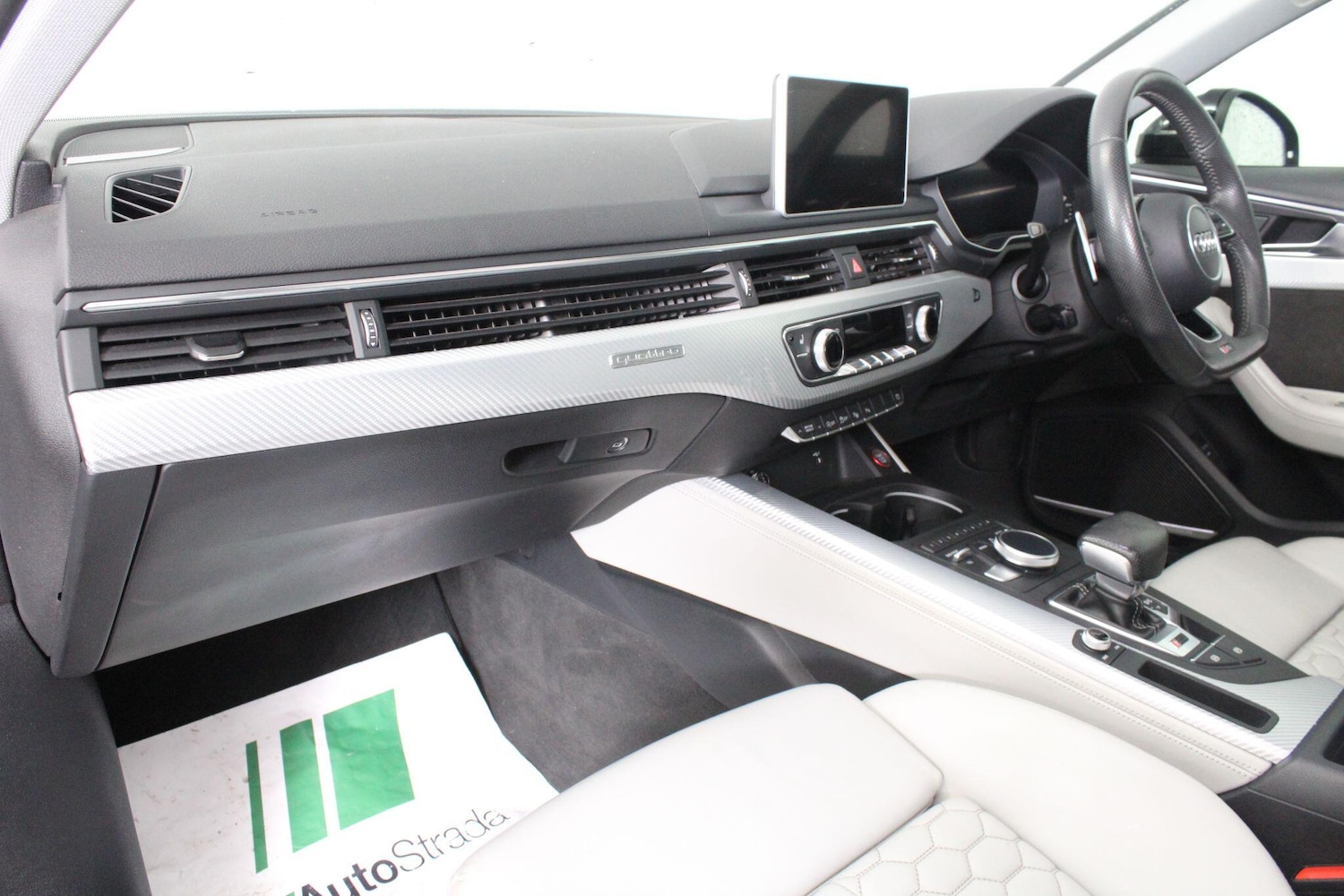 Used Audi RS4 2018 for sale - 76994368: Photo 67