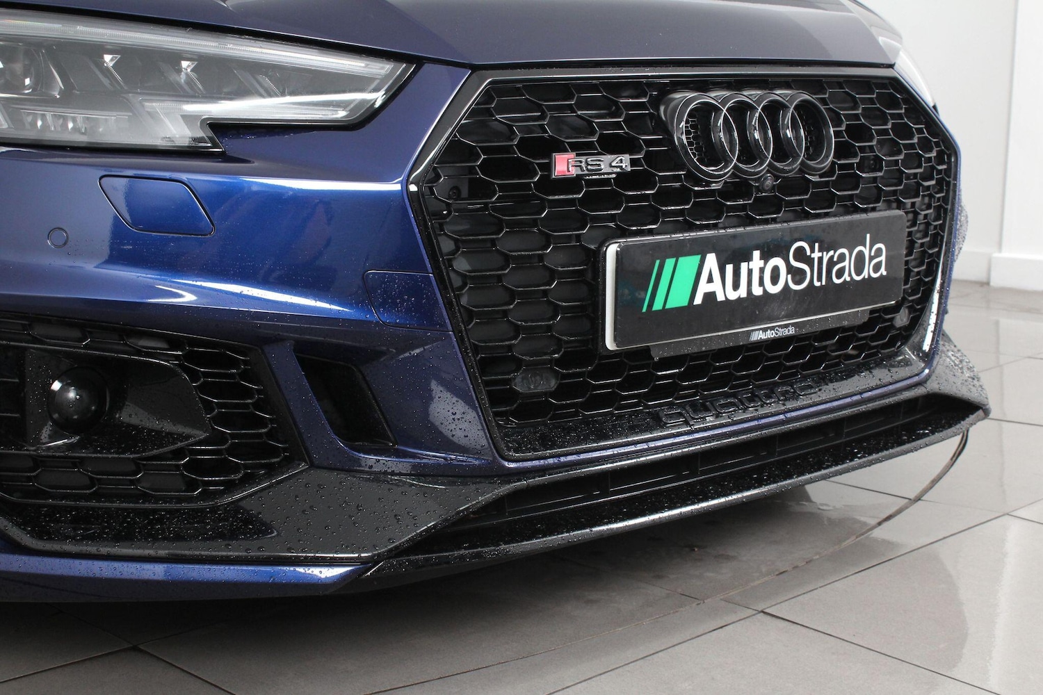 Used Audi RS4 2018 for sale - 76994368: Photo 78