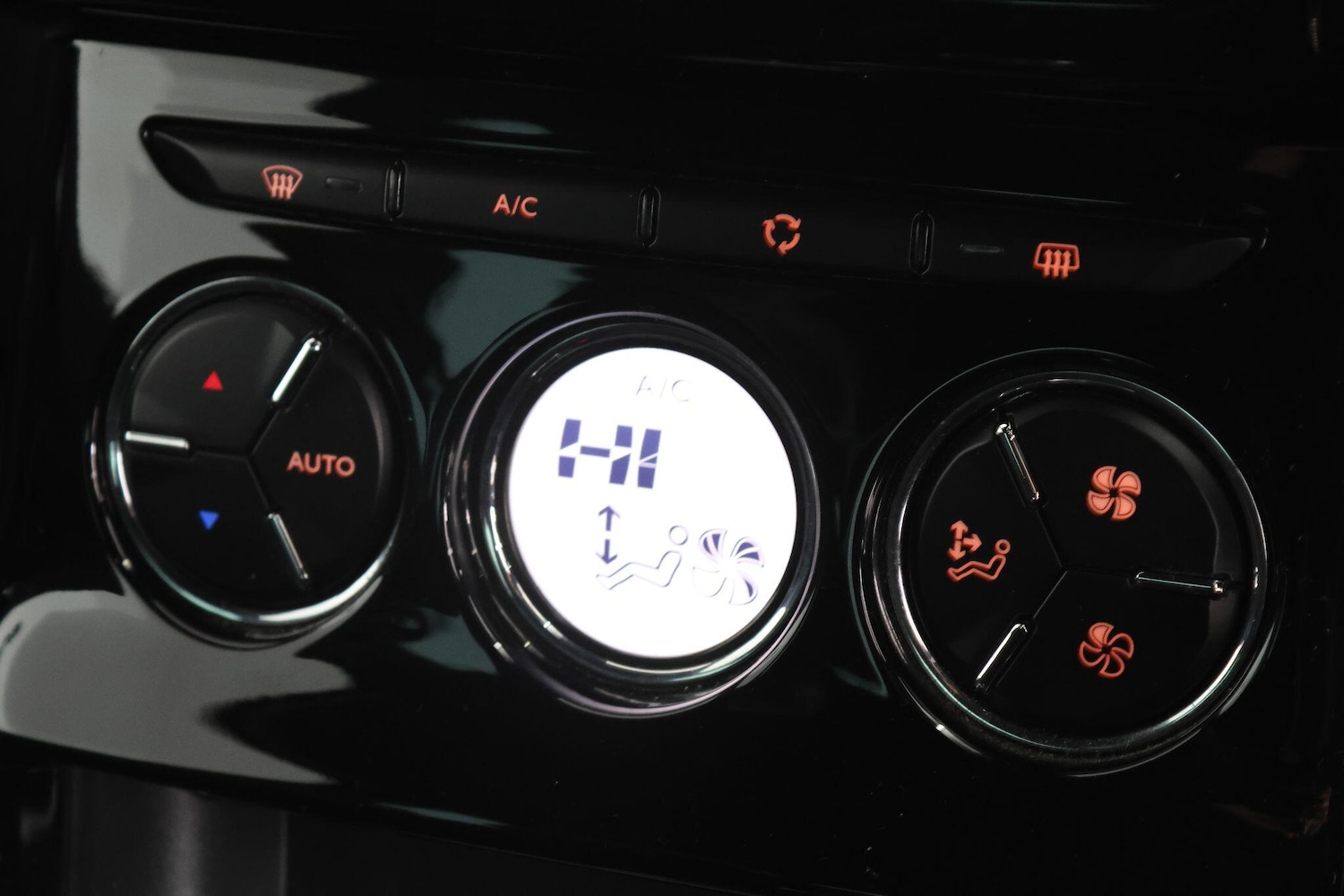 Used DS Automobiles DS 3 2018 for sale - 77253804: Photo 39